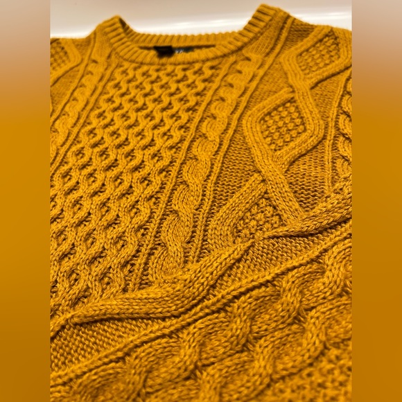 Sweater - Picture 2 of 3